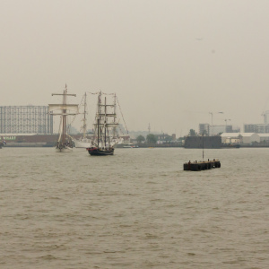 Masts on the Thames