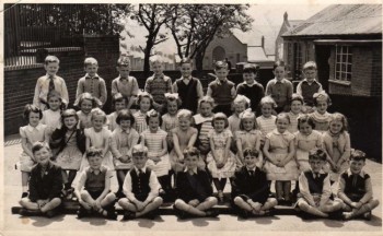 A Brighton Avenue school class outside the nursery in 1956.