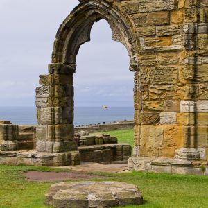 Kite Through The Arch