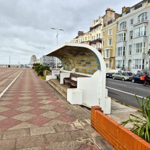 Curved Shelter